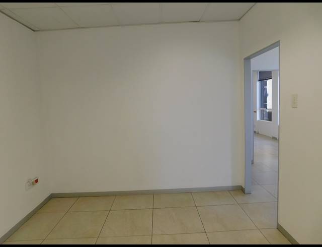 193M² OFFICE TO LET IN ROSEBANK